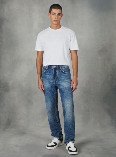 Men D004 Medium Light Blue Straight Fit Cotton Jeans Denim Days