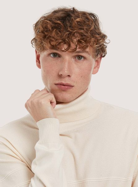 Men Wh1 Off White Sweaters Fine Turtleneck Pullover With Soft Viscose Texture