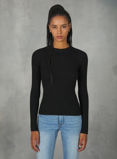 Bk1 Black Women Sweaters Pullover With V Motif