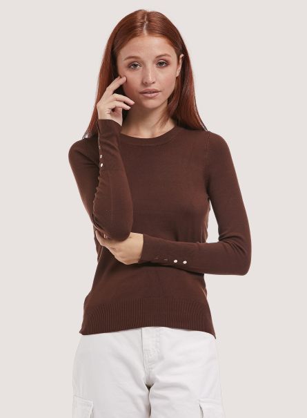 Women Br2 Brown Medium Sweaters Round-Neck Pullover With Buttons On Sleeve